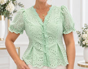 Dahlia green broderie anglaise top – Kleur & Co.